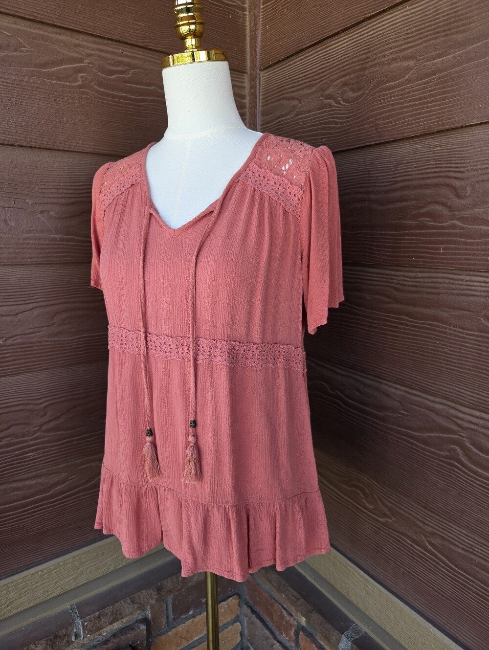 Artesia Salmon Pink Crochet Lace Blouse Women’s Small